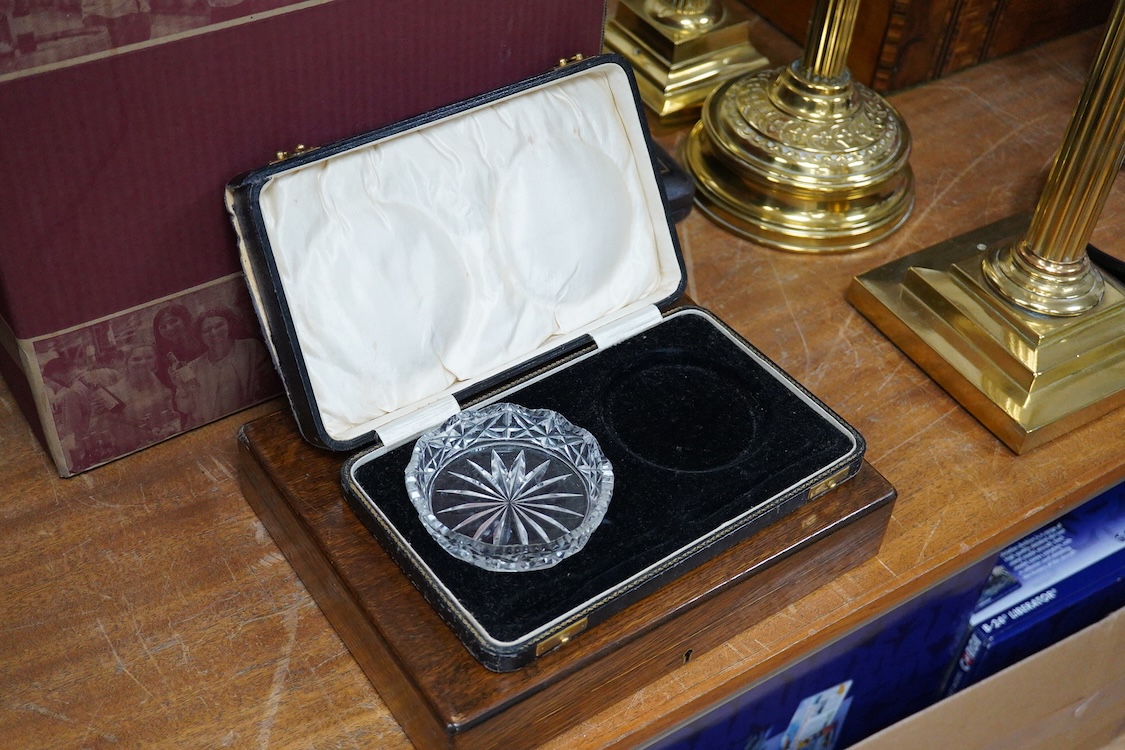 A quantity of assorted plated items including entrée dishes, flatware and mugs.
